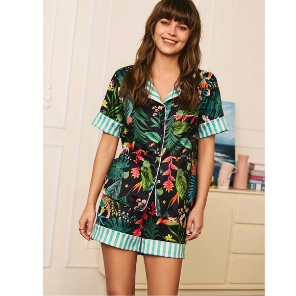 Black Tropical Floral 2 Piece Pajama Set Button Down Shirt and Shorts - Picture 2 of 7